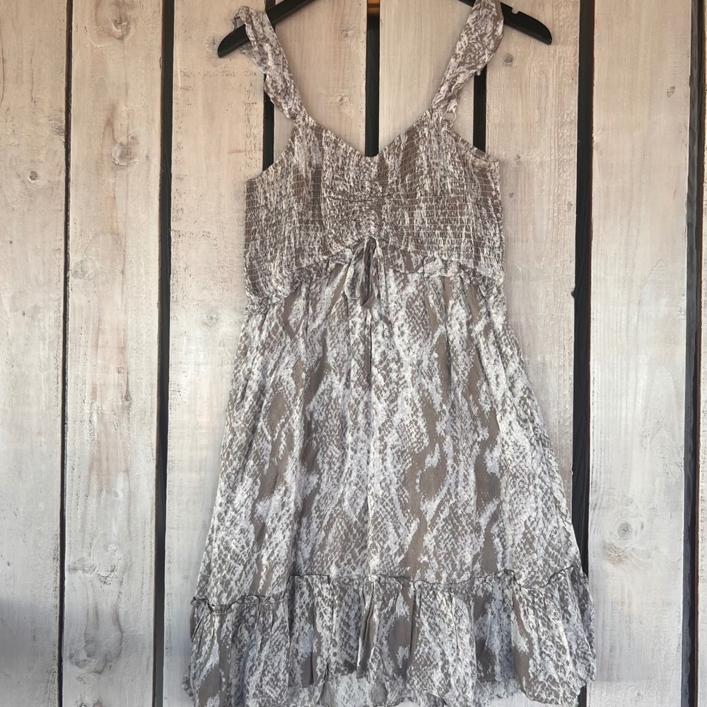 Maurices Mini Dress Womens Large Brown Snakeskin Good Smocked Ruffle Boho